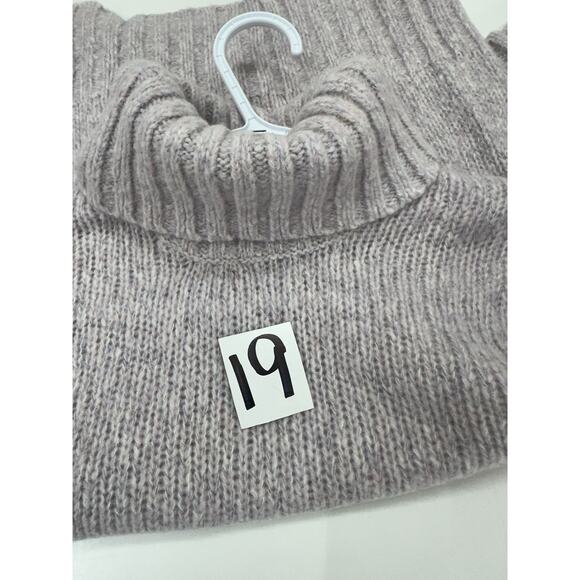 L.L. Bean Womens Sweater Size Medium Purple Knit Turtleneck Wool Blend - Picture 10 of 10